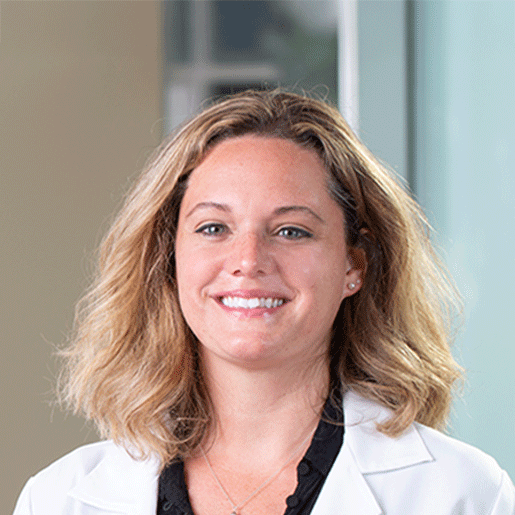 Photo of Lauren Hunter, CNP
