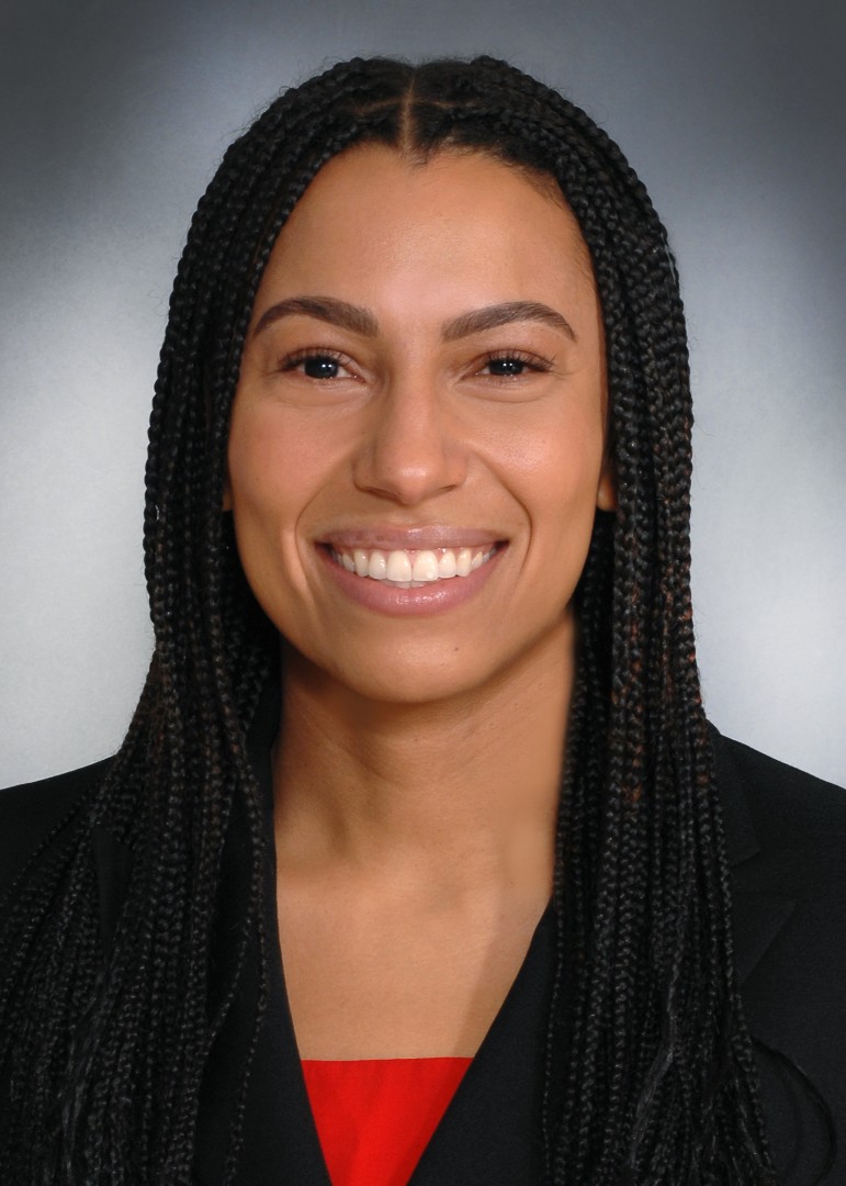 Becky Oldson's headshot