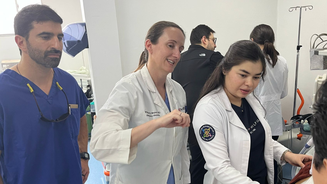 Dr. Whitney Bryant leads training on point-of-care ultrasound