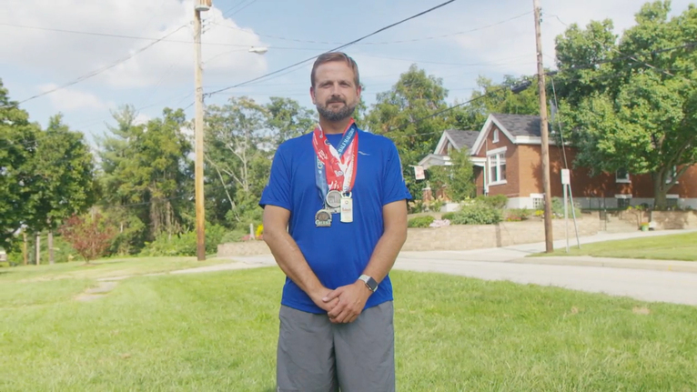 Kenny runs half marathon right before kidney failure