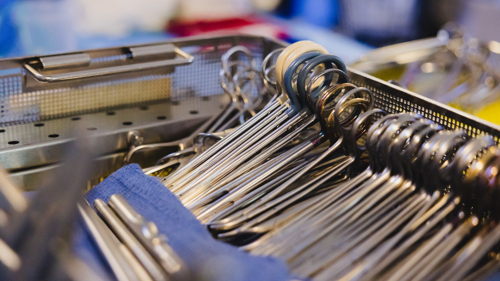 Dr. Collar meets with a patient at UC Health