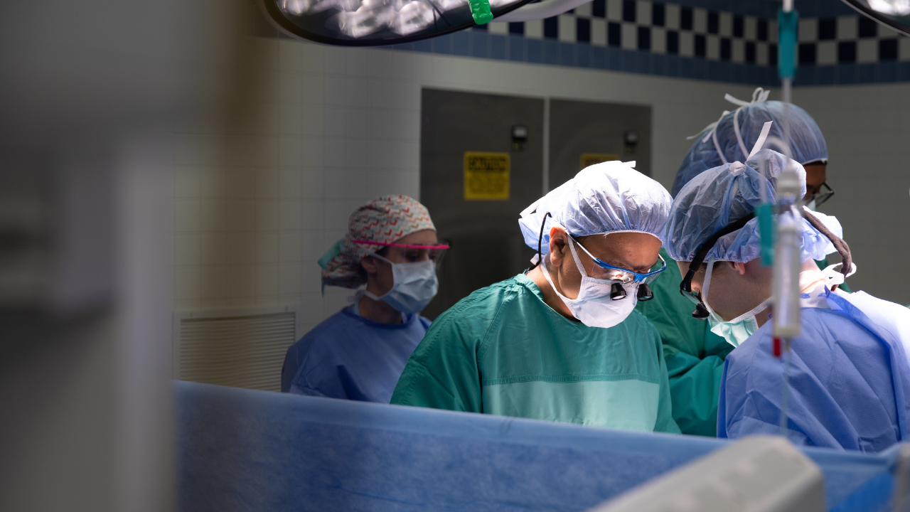 Dr. Ahmad at UC Health in Cincinnati performing HPB surgery