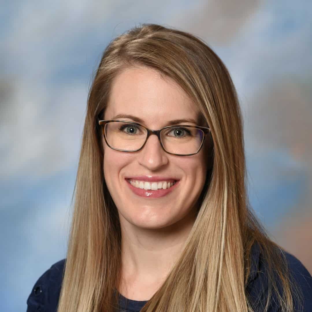 Rebecca Lemaster Headshot
