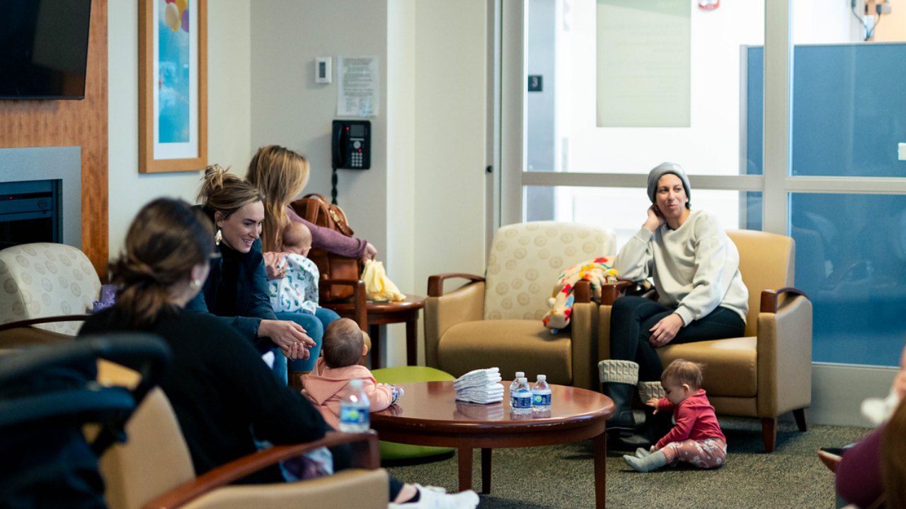 Baby Café group meeting at West Chester hospital